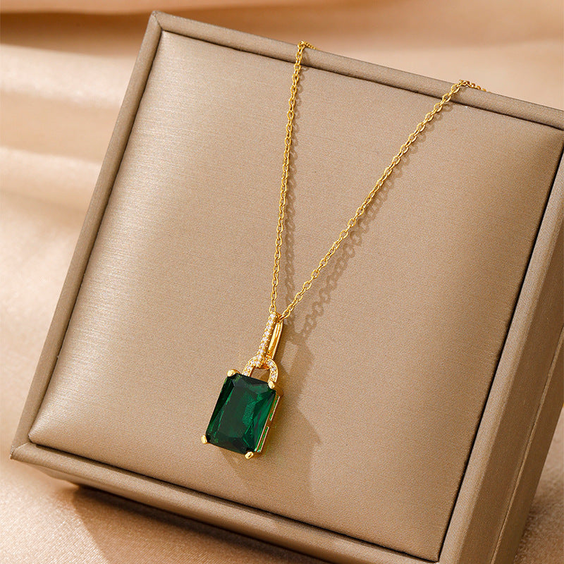 French Copper Vintage Court Style New Fashion Square Emerald Pendant Necklace Female Accessories Clavicle Chain High Sense